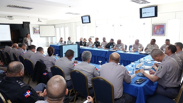 La Policía Nacional trabaja en manual de cargo y propuesta escala salarial imagen