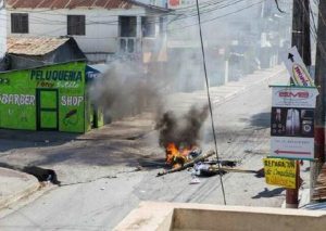 Condenan ataques vandálicos contra 80 postes de electricidad en Samaná