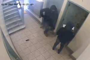 NUEVA YORK: Asaltan y roban 5,500 dólares a familia dominicana