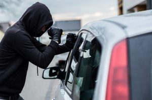 Alto Manhattan entre sectores roban más vehículos