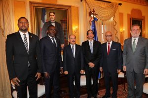 El Presidente Medina recibió la visita de senadores y diputados haitianos