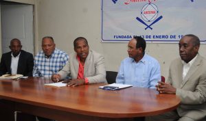 Usarán peloteros cubanos en torneo béisbol doble A del DN Usarán peloteros cubanos en torneo béisbol doble A del DN