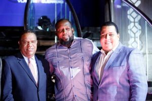 Vladimir Guerrero festeja su elección a Cooperstown