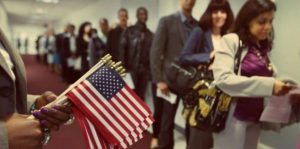 Caos en sistema de asilo político por cambios de Administración Trump Caos en sistema de asilo político por cambios de Administración Trump