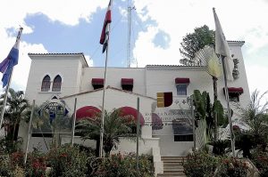 SCJ asciende 3 magistrados y designa 35 jueces de Paz egresados de la ENJ