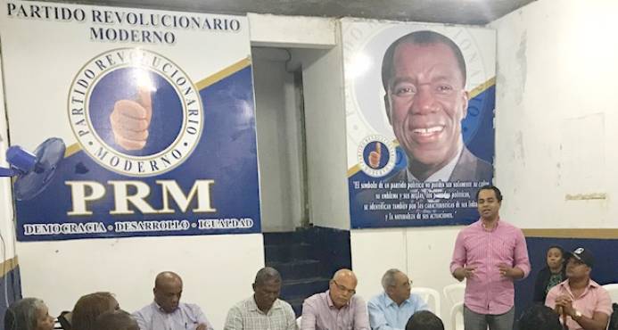 Eury Solano dice hay necesidad de un cambio de gobierno imagen