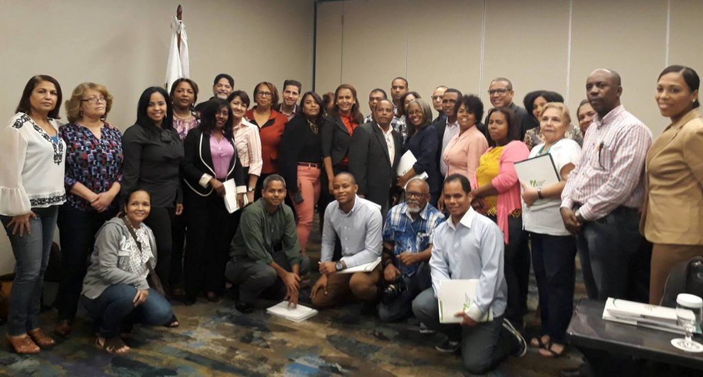 La DGII capacita periodistas en educación tributaria imagen