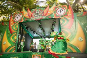 Inició el colorido comparsas del Carnaval Presidente