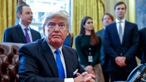 Trump no planea extender programa protege jóvenes indocumentados