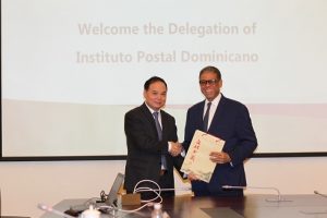 CHINA: Director INPOSDOM participa en conferencia CHINA: Director INPOSDOM participa en conferencia