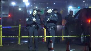 Conductor mata ciclista y huye de la escena