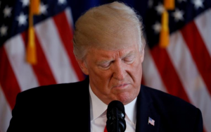 Las políticas regresivas de Trump se sienten en todo el mundo, según AI