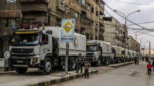 DAMASCO: Al menos 77 muertos por ataques en feudo opositor sirio