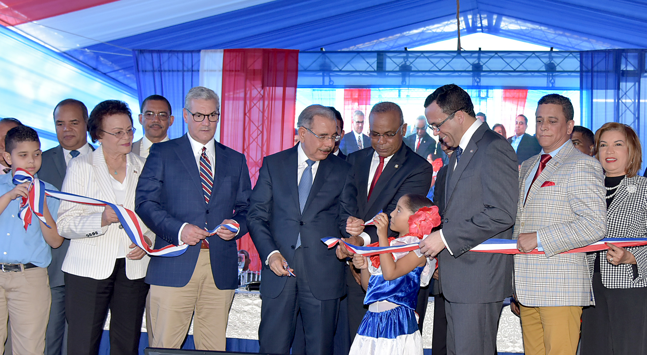 BONAO: Presidente Medina entrega 2 centros educativos imagen