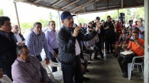 SPM: Presidente Medina da apoyo económico a criadores de cerdos SPM: Presidente Medina da apoyo económico a criadores de cerdos