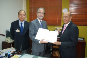 PRD y Partido Reformista entregan a la JCE informes financieros