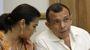 HONDURAS: Detienen esposa del expresidente Lobo por corrupción