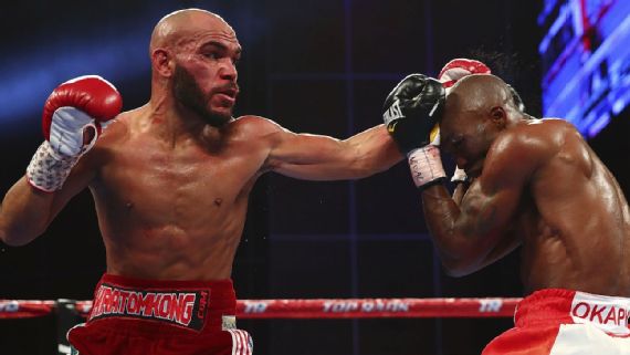 Raymundo Beltrán conquista el título Ligero del OMB imagen