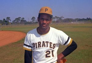 Buscan retirar numero 21 de R.Clemente en Puerto Rico Buscan retirar numero 21 de R.Clemente en Puerto Rico