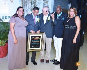 Premios Esta Noche resalta lo mejor de Santiago Rodríguez Premios Esta Noche resalta lo mejor de Santiago Rodríguez