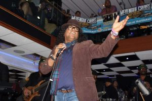 Sergio Vargas con sólida presentación en el Yate Infinity