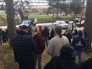 NUEVA JERSEY: Hallan arma en casa de adolescente que amenazó escuela