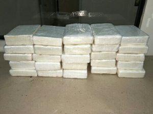 La DNCD ocupó 30 paquetes de cocaína en muelle de Haina Oriental La DNCD ocupó 30 paquetes de cocaína en muelle de Haina Oriental