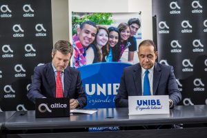 Altice suscribe acuerdo con UNIBE para capacitación en educación digital