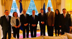 WASHINGTON: Embajador RD ofrece recepción honor expresidente Vinicio Cerezo WASHINGTON: Embajador RD ofrece recepción honor expresidente Vinicio Cerezo