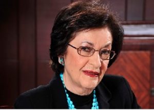 Carmenchu Brusiloff es elegida Premio Nacional Periodismo por sus aportes Carmenchu Brusiloff es elegida Premio Nacional Periodismo por sus aportes