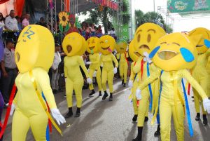 Cierra con éxito Carnaval Popular Santo Domingo Norte