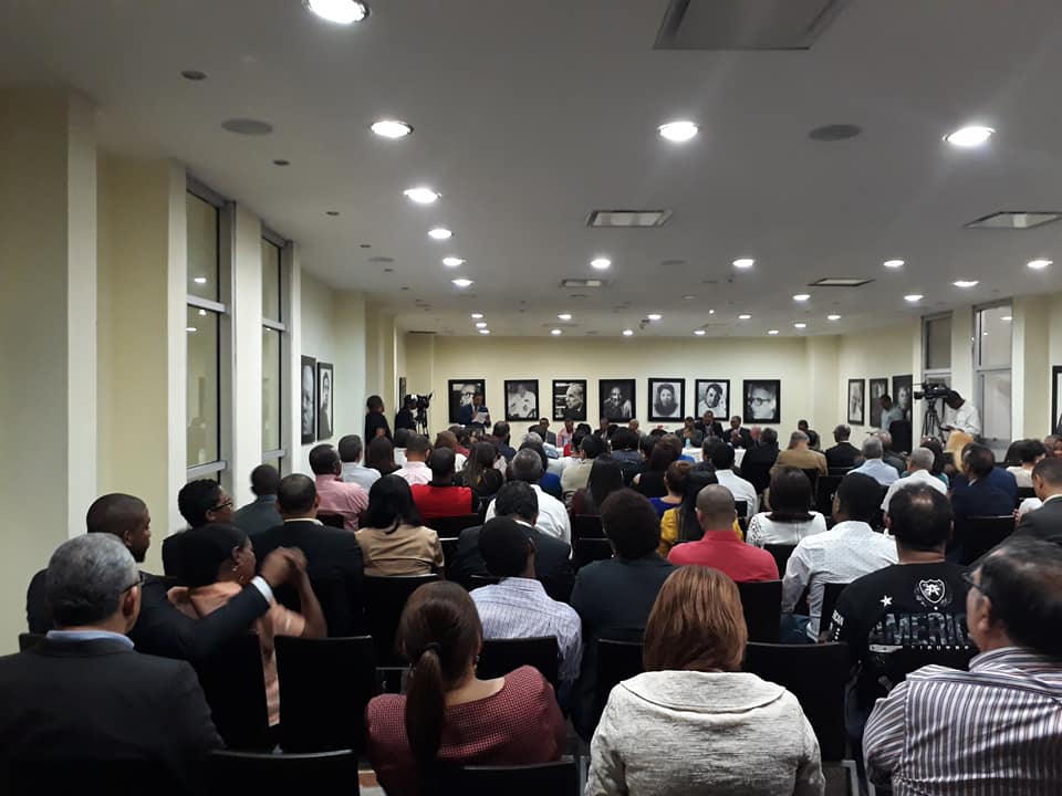 Periodista David Lorenzo puso a circular su libro «El Adicto» imagen