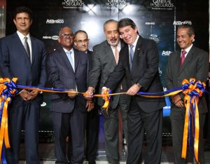 SANTIAGO: Inauguran edificio Banco Atlántico y General de Seguros