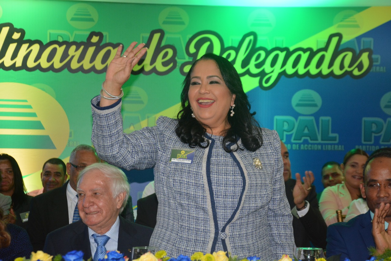 Partido Acción Liberal ratifica Maritza López como su presidenta imagen