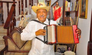 Acroarte otorgará Soberano al Mérito músico Francisco Ulloa