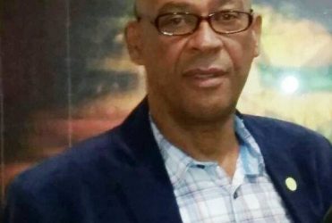 Romeo Santos desacata y viola Ley de Espectáculos (OPINION) Romeo Santos desacata y viola Ley de Espectáculos (OPINION)