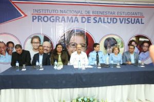 INABIE lleva programa salud visual a  provincia Duarte, invierte 18 millones de pesos