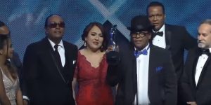 El cantante Sergio Vargas recibe el Gran Soberano