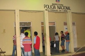 SANTIAGO: Policía mata hombre en supuesto intercambio de disparos