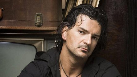 Cantautor Ricardo Arjona lanzó disco SECO y videoclip Mujer Cantautor Ricardo Arjona lanzó disco SECO y videoclip Mujer