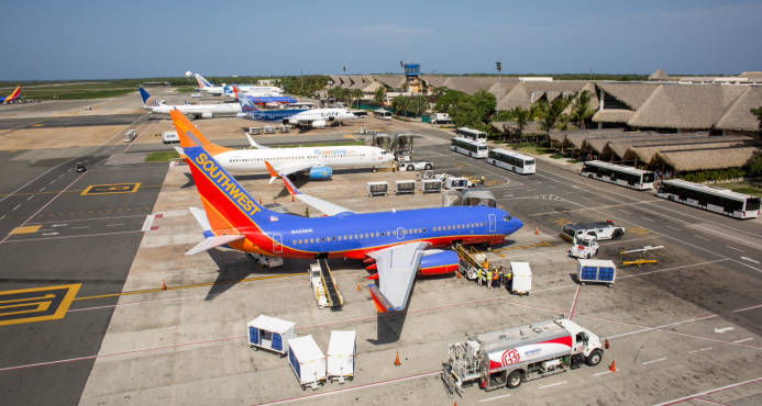 Aeropuerto Punta Cana premiado como el mejor del Caribe y Latinoamérica imagen
