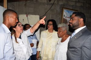Plan Social realiza operativo en Santo Domingo Este