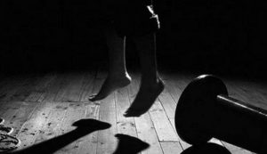 VICENTE NOBLE: Hallan maestro constructor ahorcado