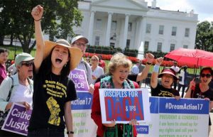 Casa Blanca ofrece extensión DACA a cambio 25.000 millones para muro