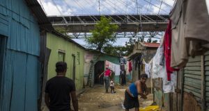 Lanzan estrategia para erradicar la pobreza multidimensional en RD Lanzan estrategia para erradicar la pobreza multidimensional en RD