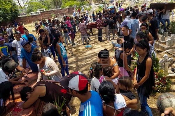 VENEZUELA: Critican silencio oficial ante tragedia en cárcel de Carabobo imagen
