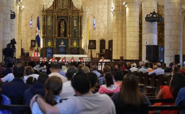 Sermón 7 Palabras: La Iglesia critica «el odio y la xenofobia» en la RD imagen