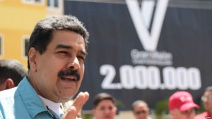 VENEZUELA: Maduro califica «absurda» orden de Trump contra el «petro»