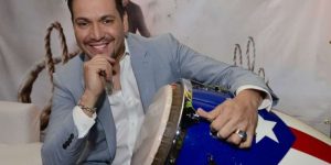 Víctor Manuelle celebra 25 años carrera con nuevo disco