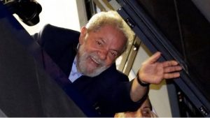 BRASIL: A 3 meses de elecciones Lula domina todos los sondeos